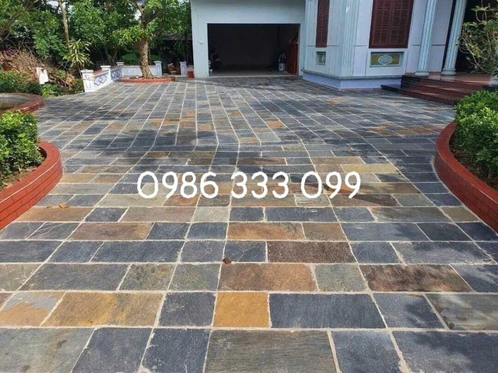 Mẫu thiết kế dùng đá tự nhiên ốp lát sân vườn