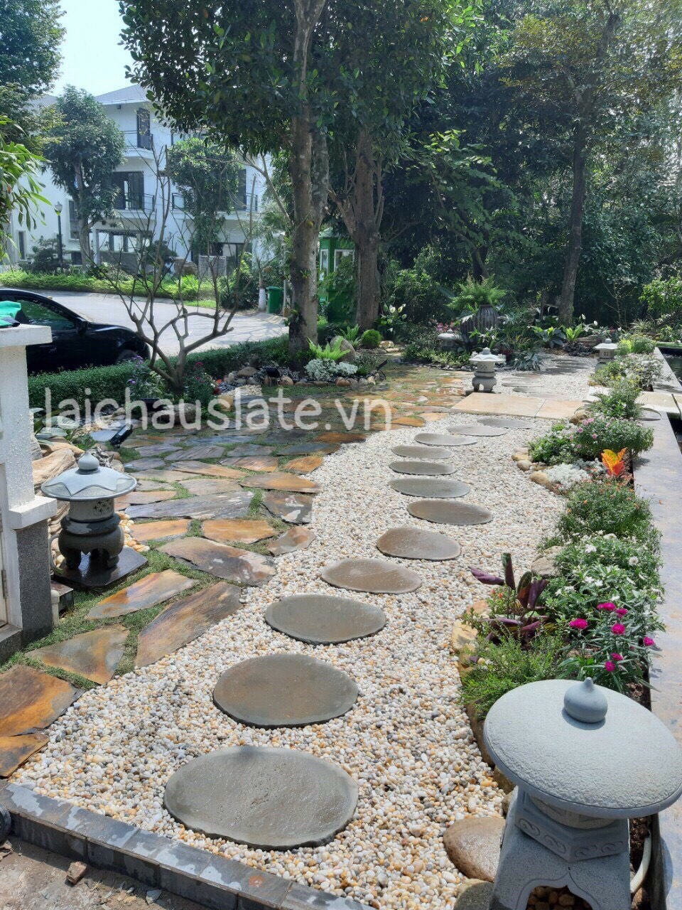 TRANG TRÍ NHÀ ĐẸP BẰNG ĐÁ CHẺ LAI CHÂU ĐA SẮC
